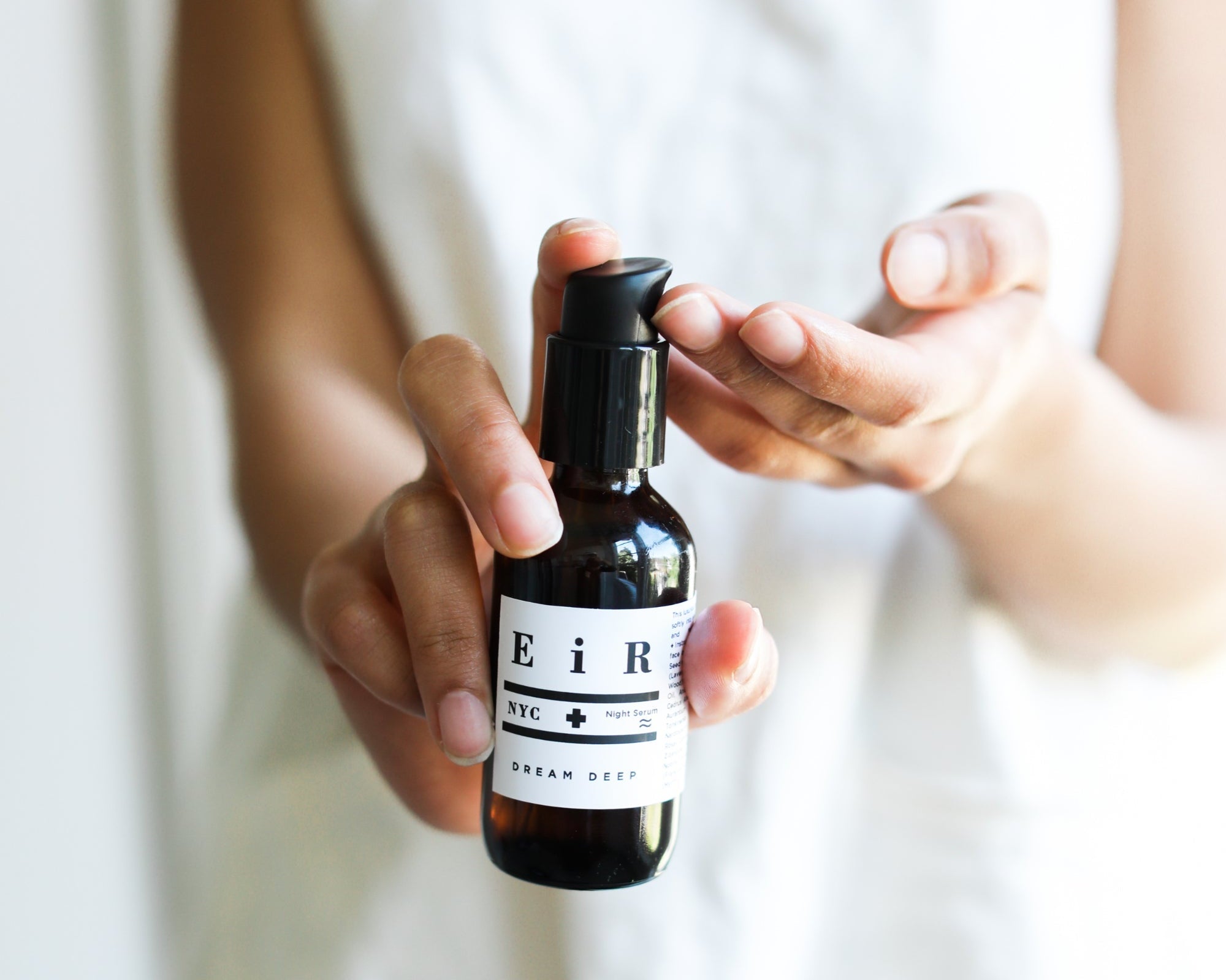 ❄️ Natural Remedies for Dry Skin in Winter — What Actually Works