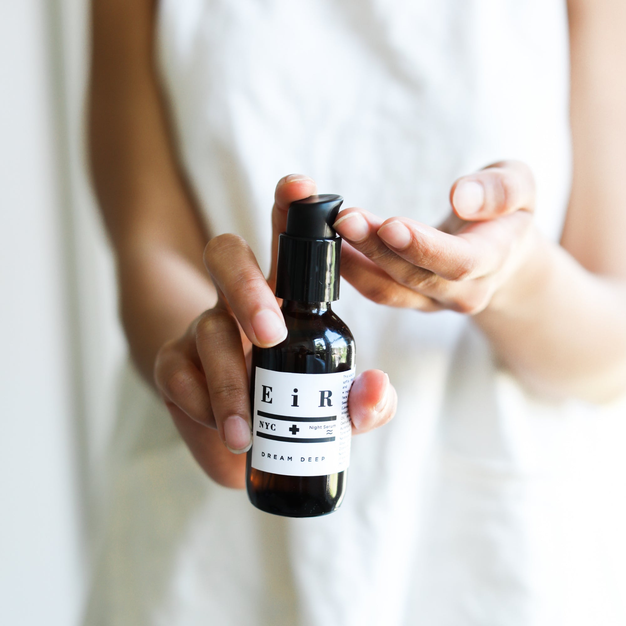 ❄️ Natural Remedies for Dry Skin in Winter — What Actually Works